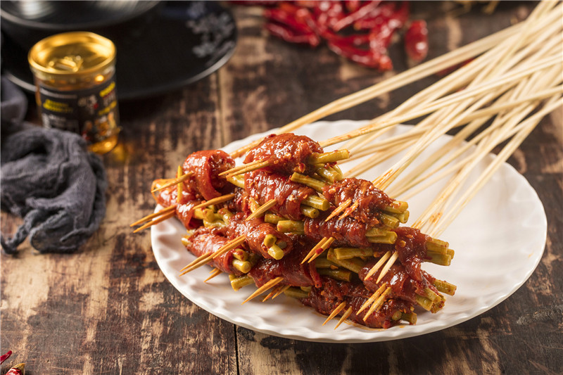 ?串串香加盟店有哪些必備的經(jīng)營技巧？